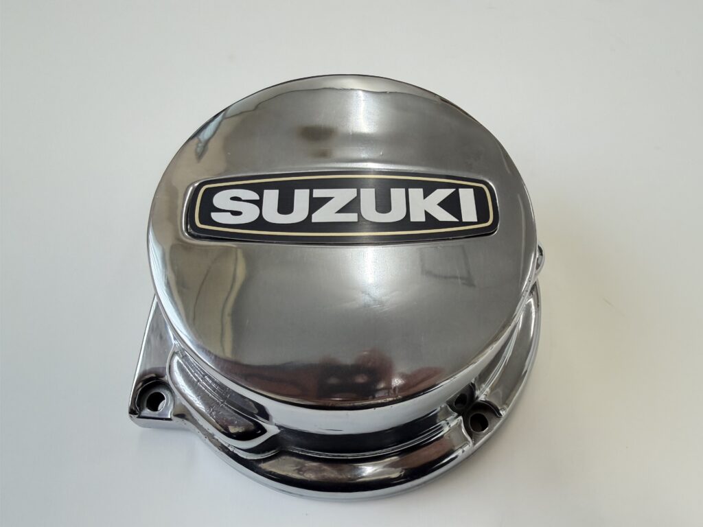 GT380ダイナモカバー研磨済み